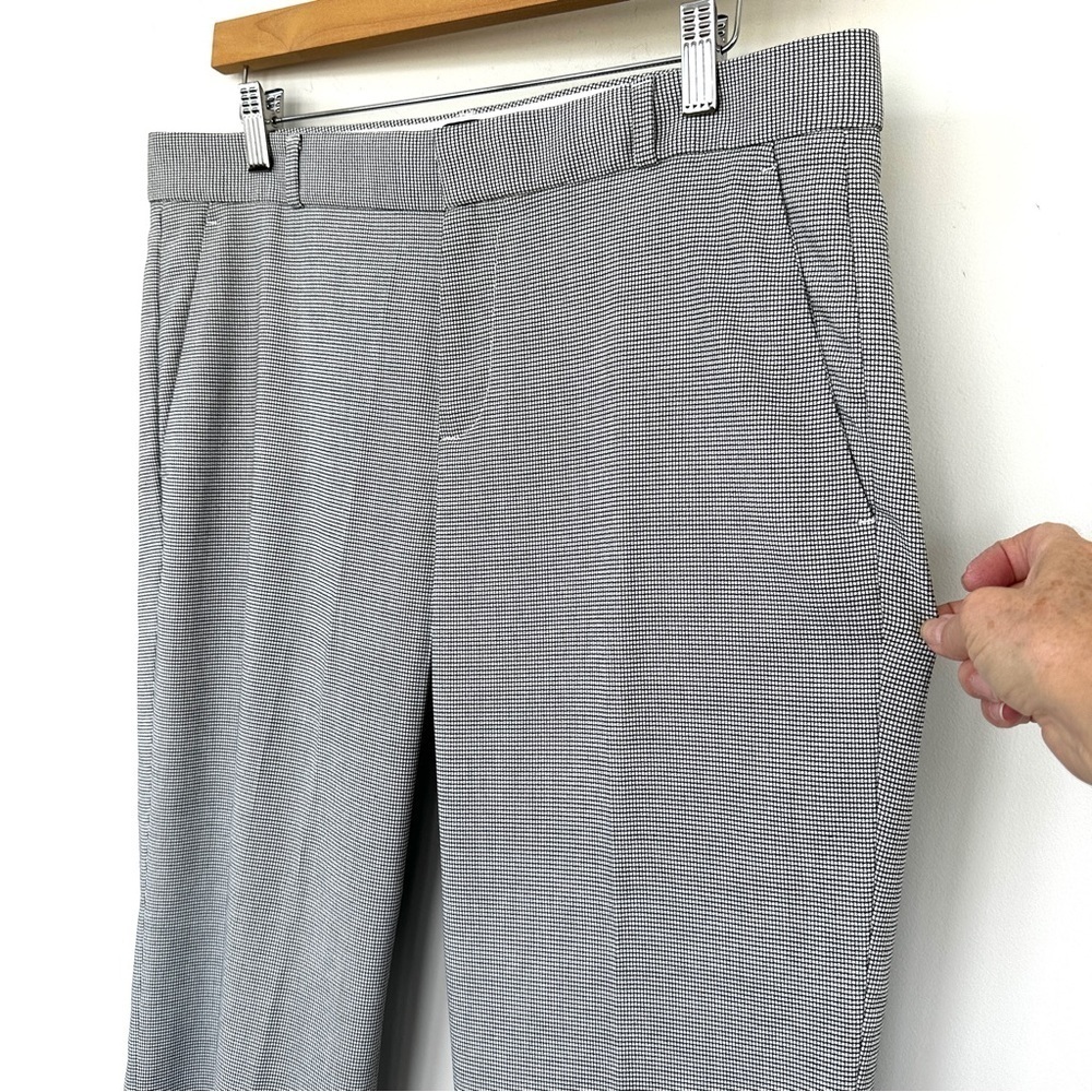 Banana Republic Gray Checkered Trousers, Logan, mid-rise, straight leg